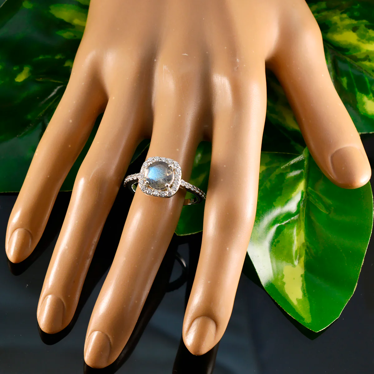 Thumb 5